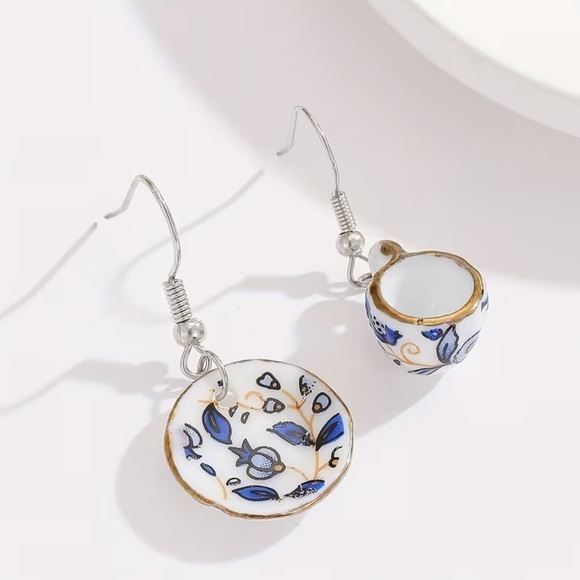 Anthropologie Jewelry - NEW ! Charming Blue and Gold Teacup Earrings 💙